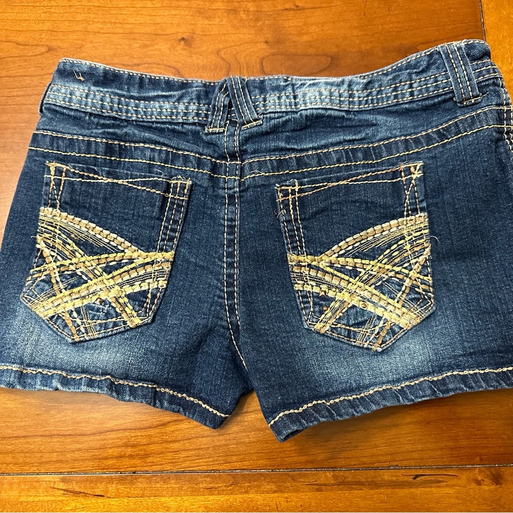 EUC Rue 21 Shorts Size Small - Picture 3 of 3